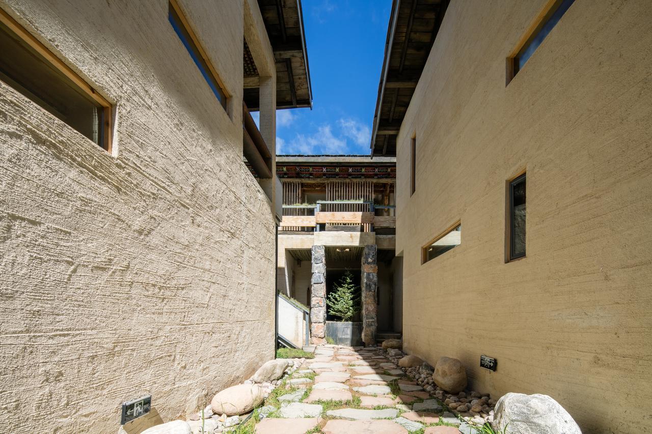 Shangri-La Karesansui Hotel Exterior photo